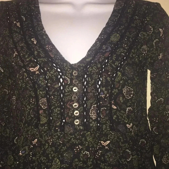 American Eagle blouse - Picture 3 of 7